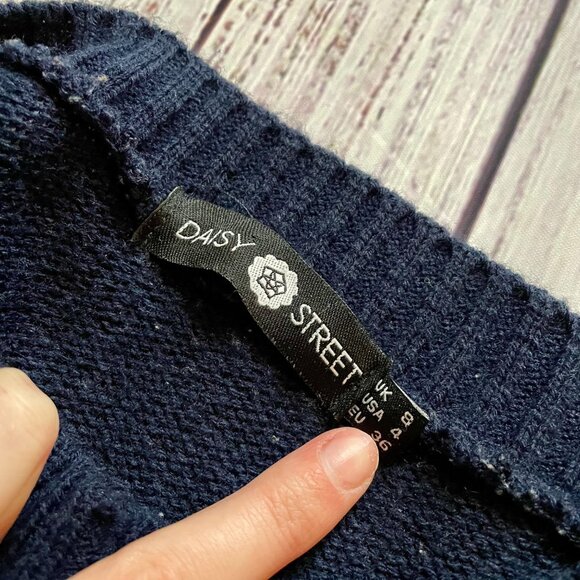 USA Sweater | Red + Navy Flag Stripe Crochet/Knit | S - Picture 3 of 5